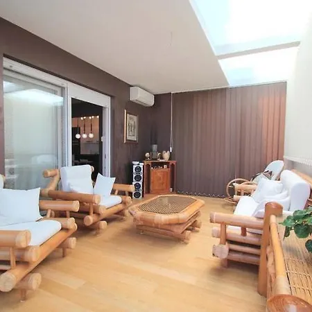 4 Star App Adriana With Sea View And Jacuzzi Appartement