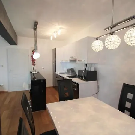 4 Star App Adriana With Sea View And Jacuzzi Appartamento