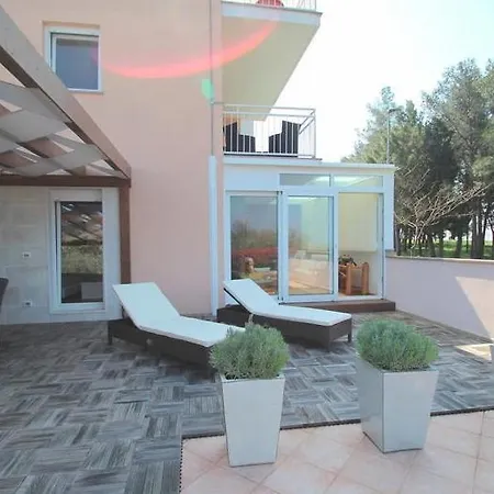 4 Star App Adriana With Sea View And Jacuzzi Zambratija (Istria)