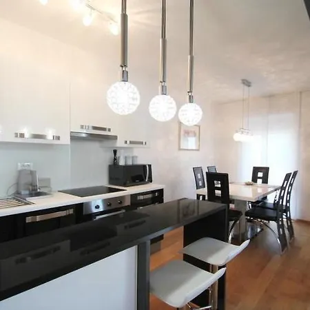 Appartement 4 Star App Adriana With Sea View And Jacuzzi *