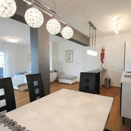 4 Star App Adriana With Sea View And Jacuzzi Appartement *