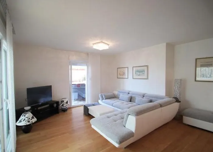 Appartamento 4 Star App Adriana With Sea View And Jacuzzi