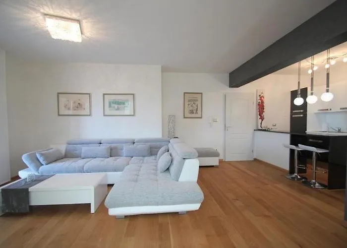 Appartamento 4 Star App Adriana With Sea View And Jacuzzi